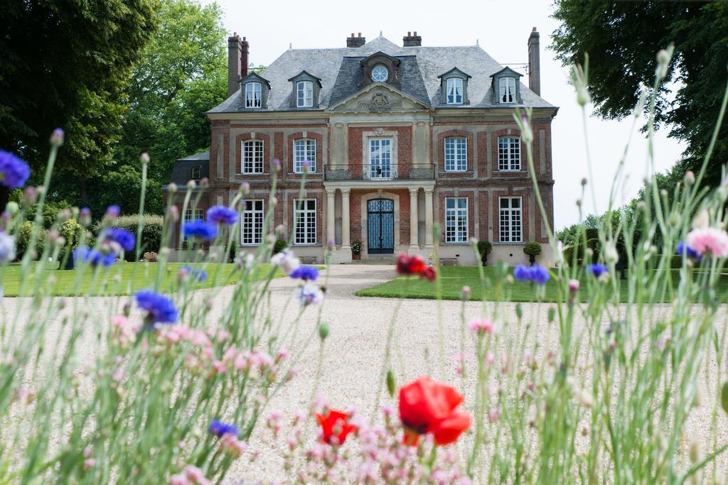 Chateau De Maillot Bonneville-la-Louvet Exterior photo