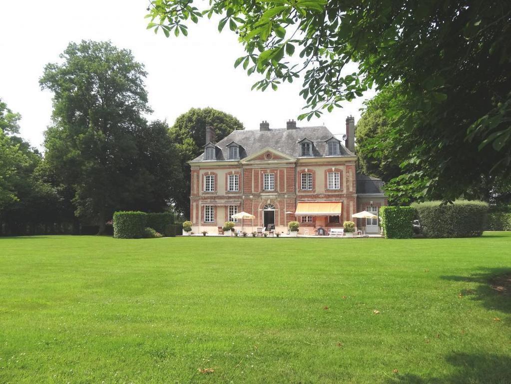 Chateau De Maillot Bonneville-la-Louvet Exterior photo