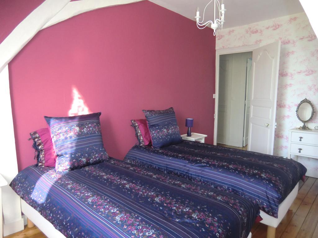 Chateau De Maillot Bonneville-la-Louvet Room photo